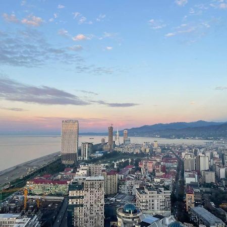 Royal Panorama Courtyard Batumi Hotel Exterior photo