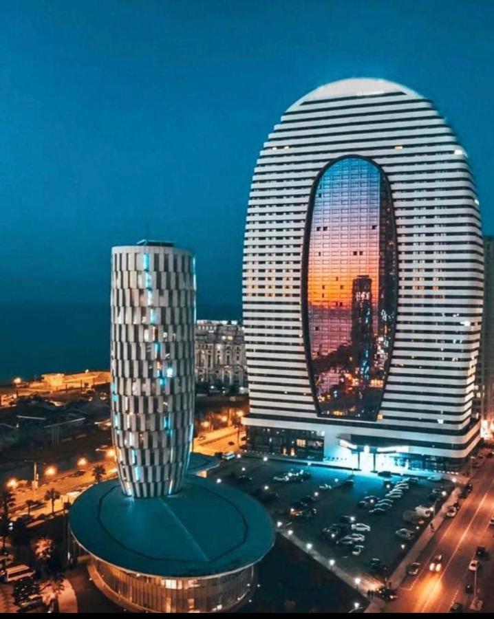 Royal Panorama Courtyard Batumi Hotel Exterior photo