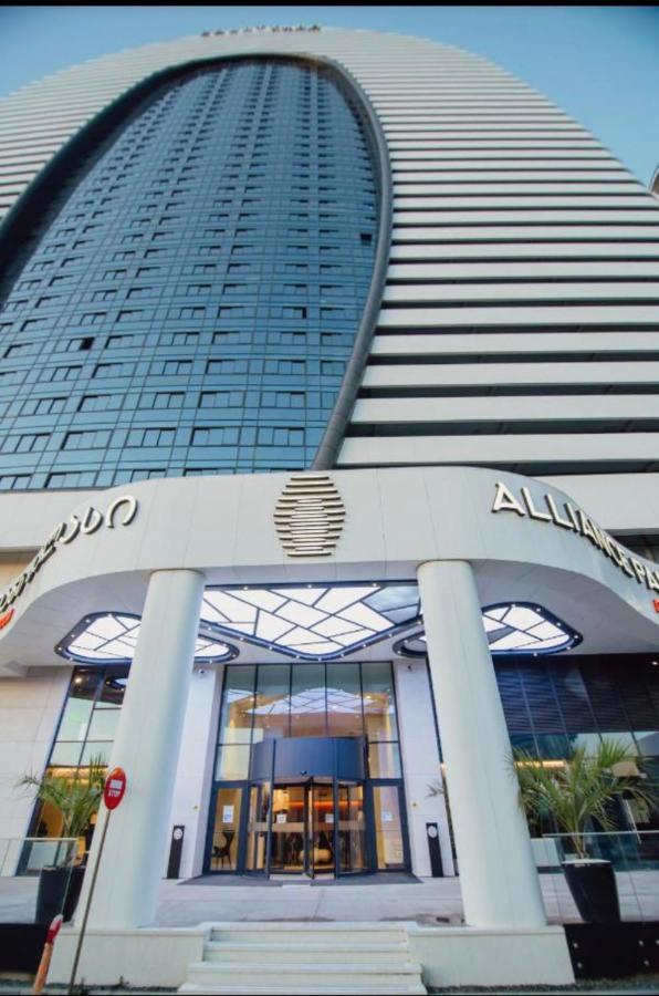 Royal Panorama Courtyard Batumi Hotel Exterior photo