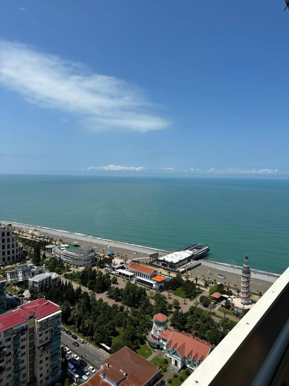 Royal Panorama Courtyard Batumi Hotel Exterior photo